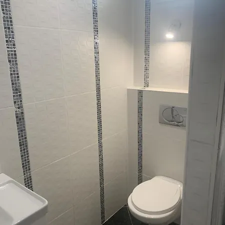 Tenjin 3 Guest house